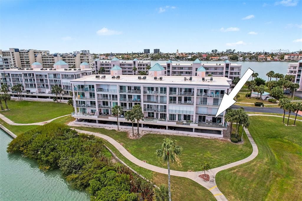 8021 SAILBOAT KEY BOULEVARD S 101 photo 25