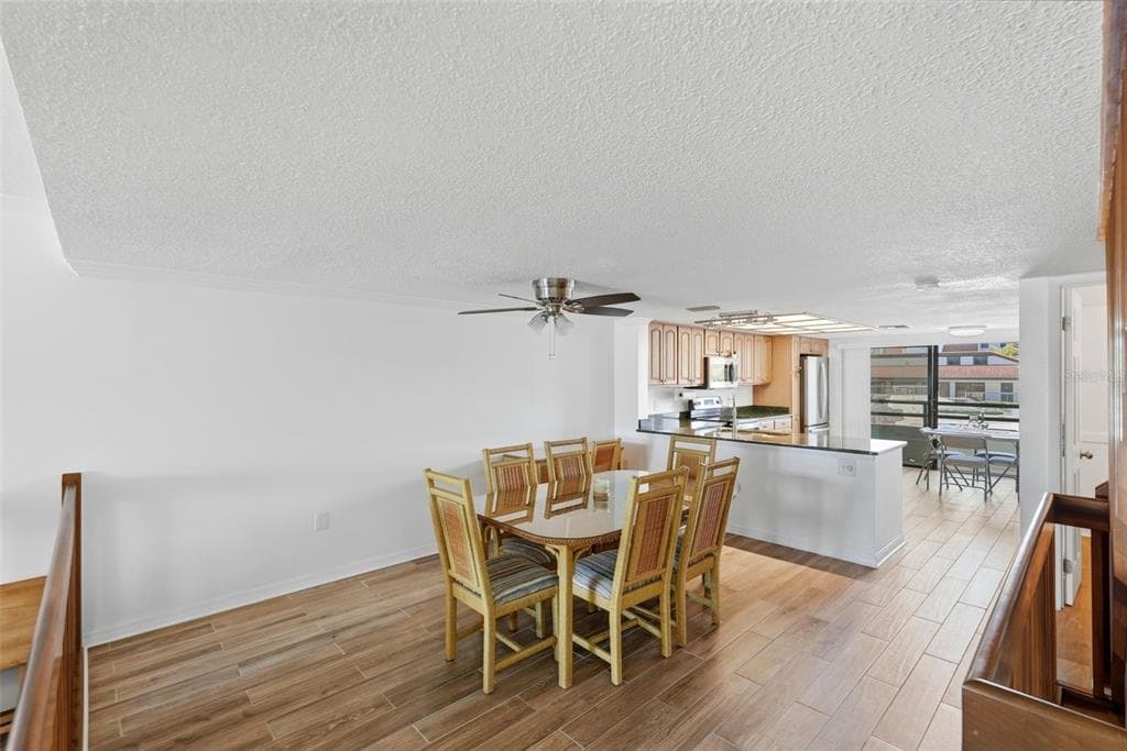 128 1ST STREET E. 102 photo 20