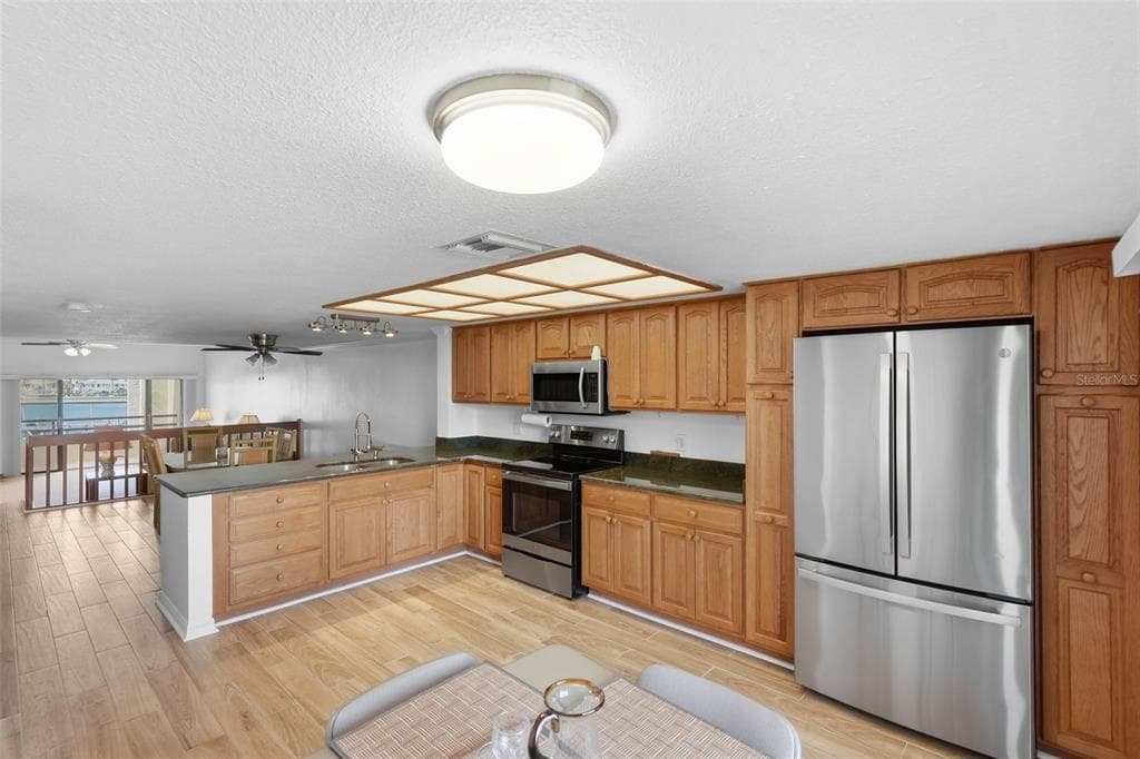 128 1ST STREET E. 102 photo 24