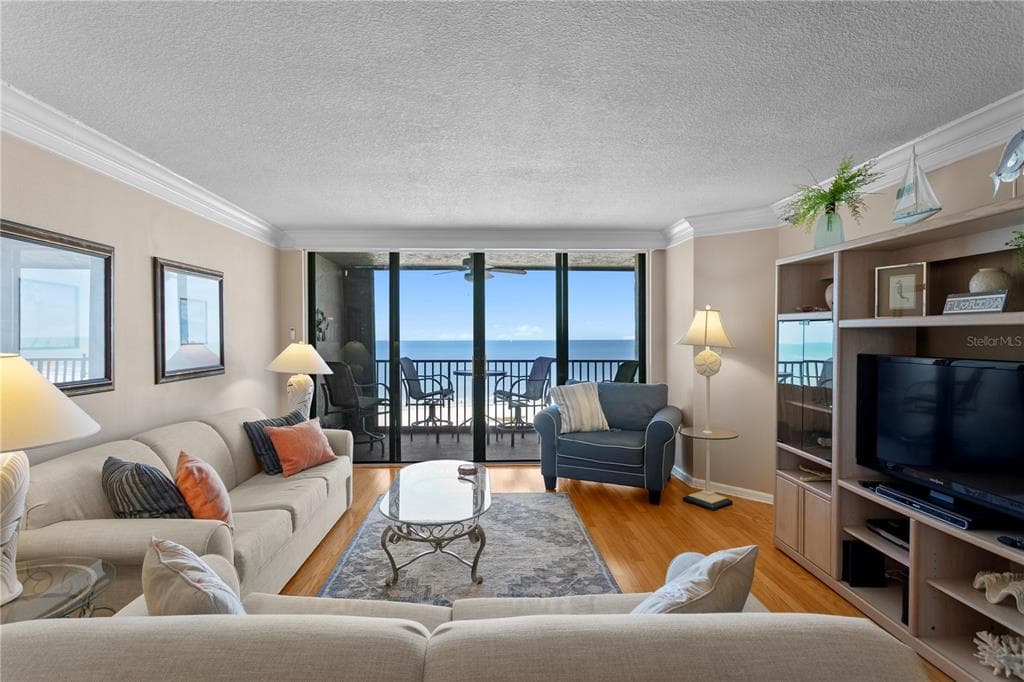 1290 GULF BOULEVARD 1002 photo 9