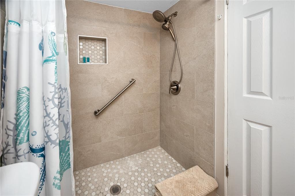 282 TREASURE ISLAND CAUSEWAY 12 photo 16