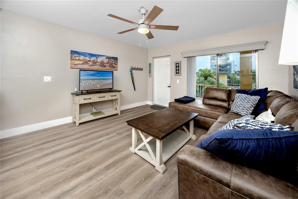 282 TREASURE ISLAND CAUSEWAY 12 photo 8