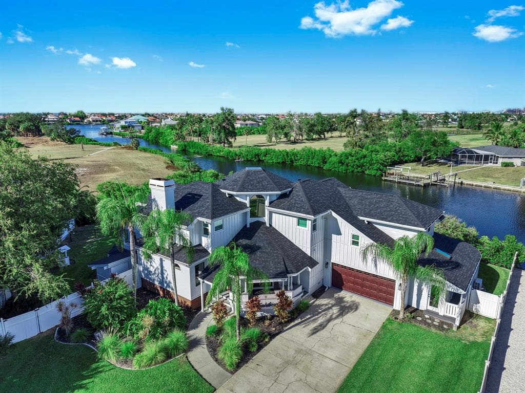 945 BUNKER VIEW DRIVE 1