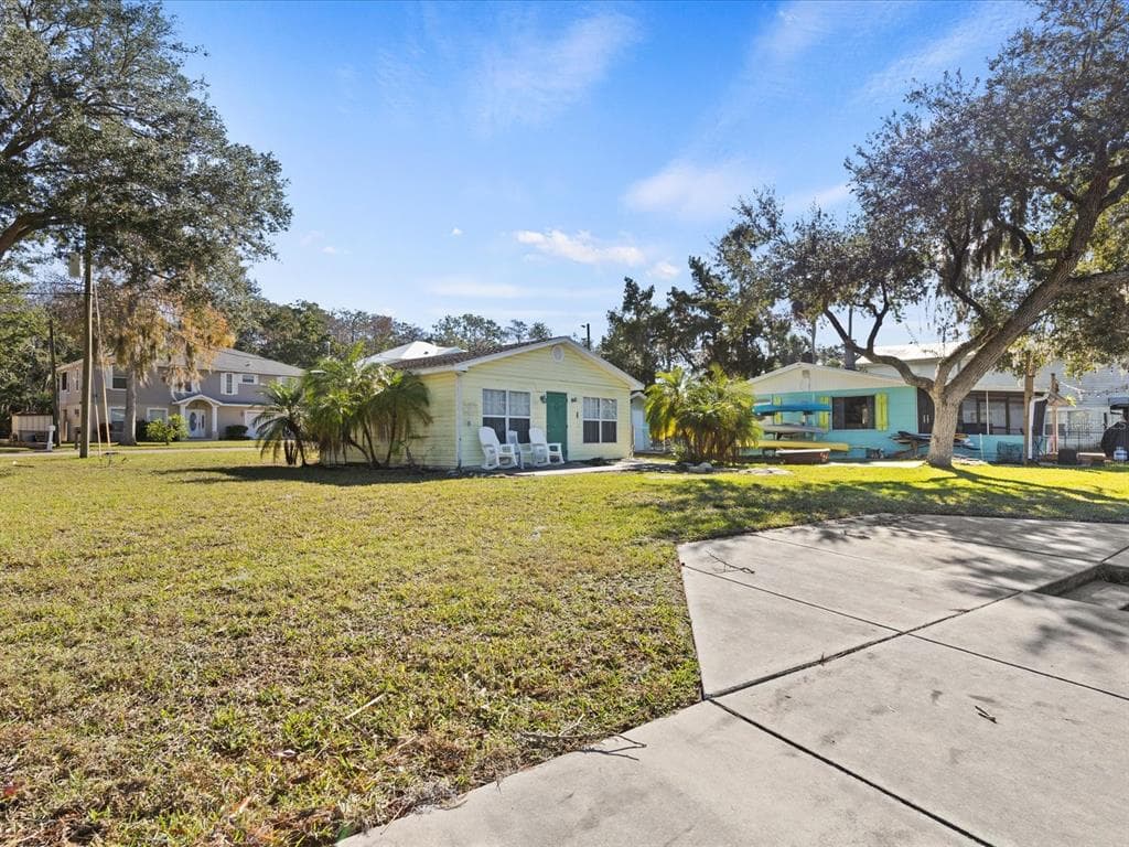 7255 TROPICAL DRIVE photo 2
