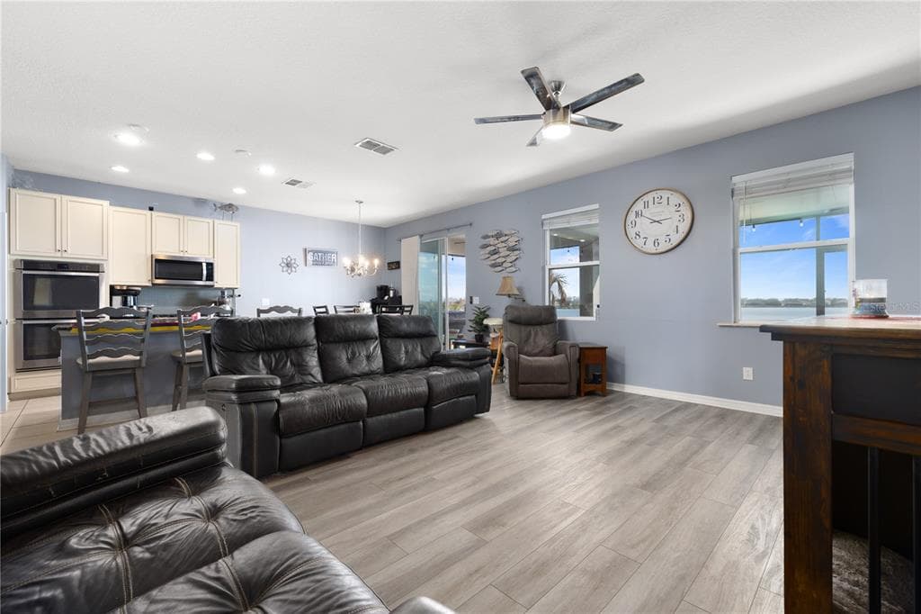 395 BLUE CYPRESS DRIVE photo 10