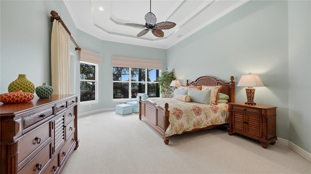 7637 COVE TERRACE photo 18