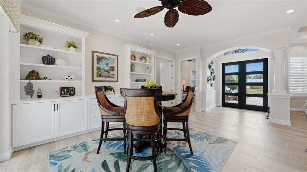 7637 COVE TERRACE photo 8