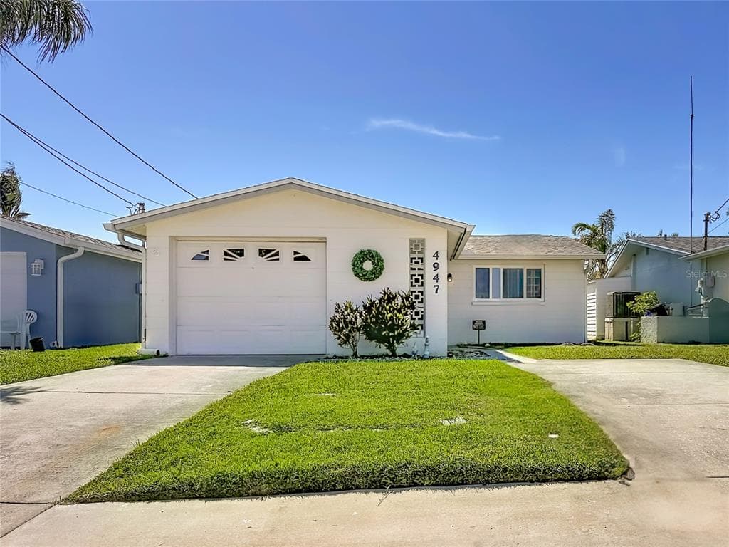 4947 BLUE HERON DRIVE photo 9