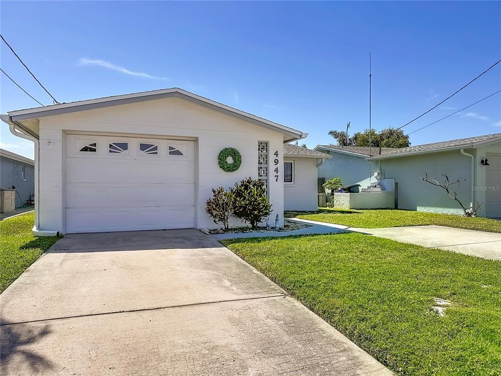 4947 BLUE HERON DRIVE photo 10