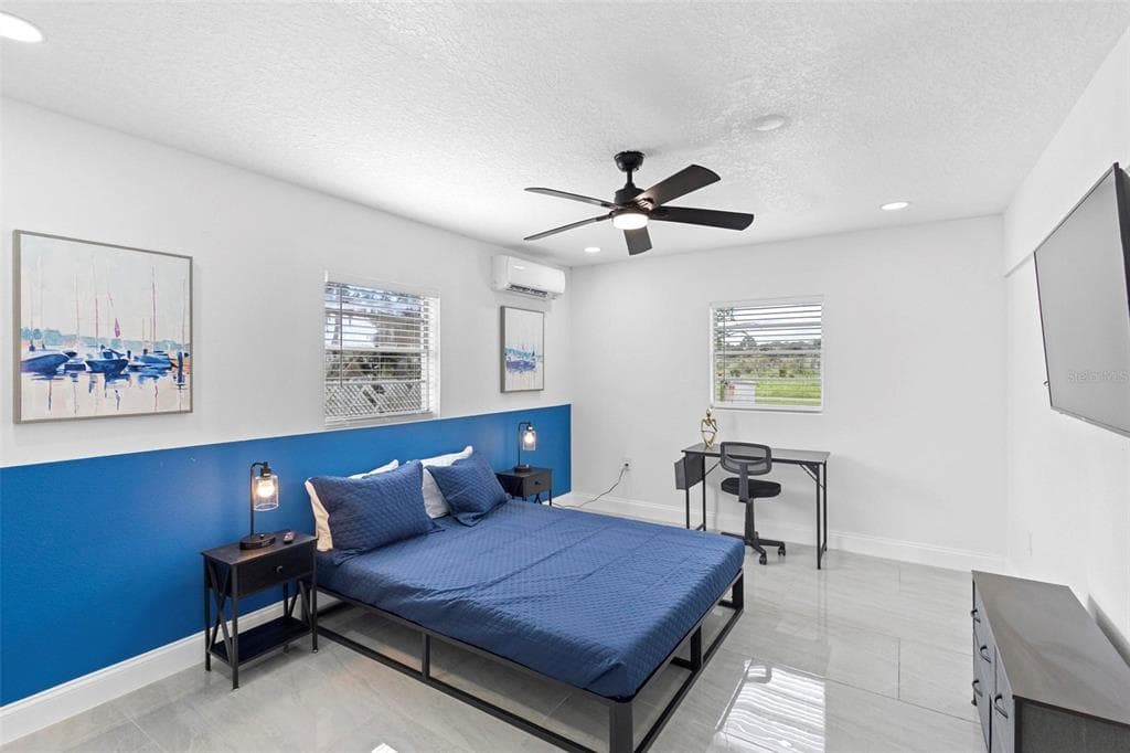 1824 LAKE STREET photo 21