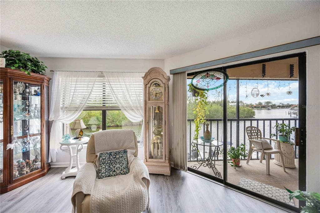 3256 WHITE IBIS COURT 324 photo 11