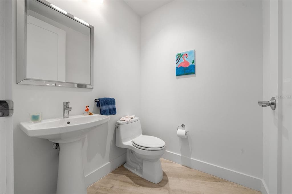 1155 N GULFSTREAM AVENUE 802 photo 23