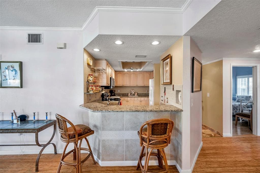 399 150TH 101 photo 17