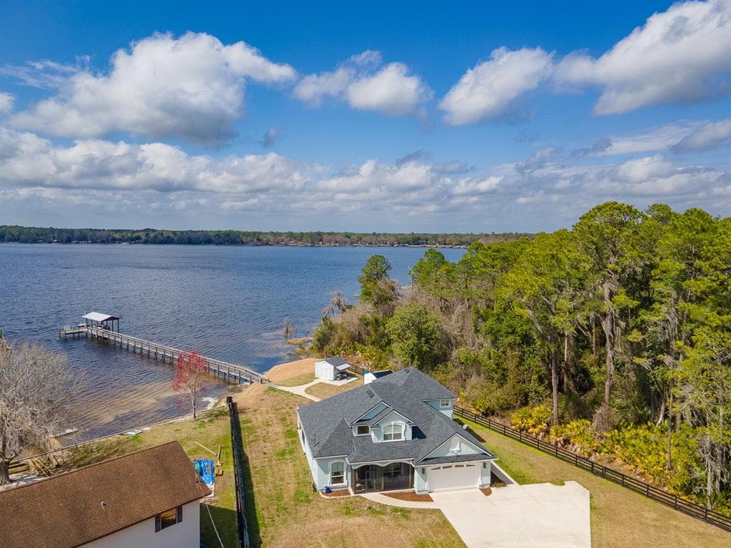 108 MAPLE TERRACE 1