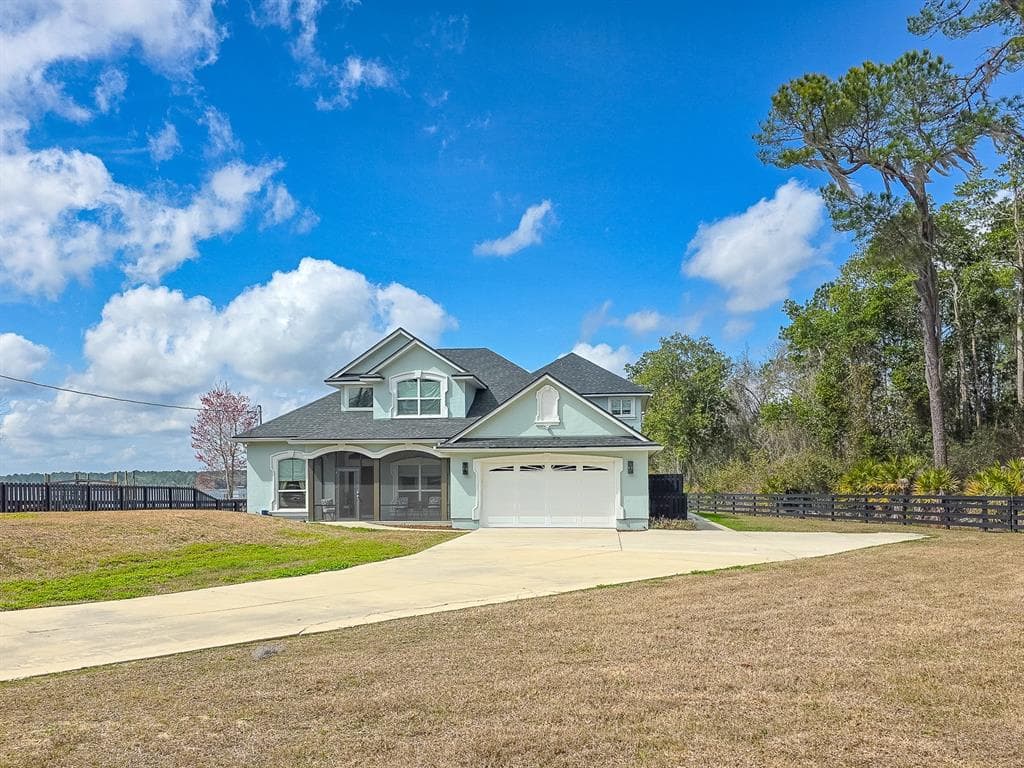 108 MAPLE TERRACE 4