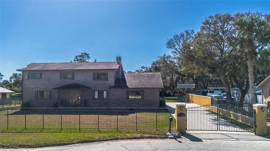 330 SANCHEZ AVENUE 1