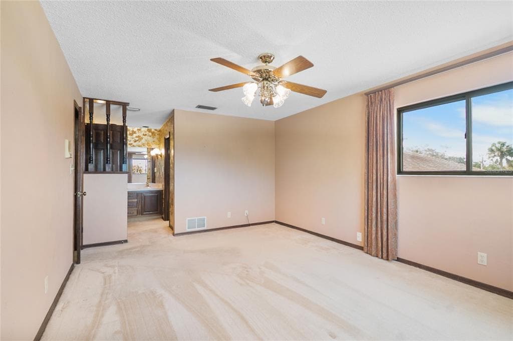 330 SANCHEZ AVENUE photo 21