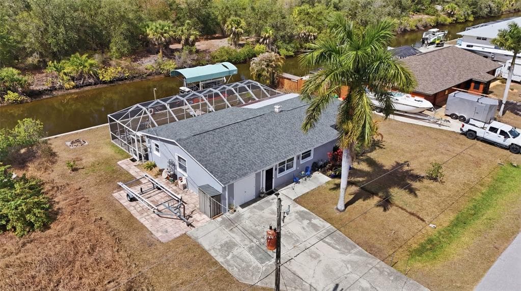 3363 DESOTO DRIVE 4