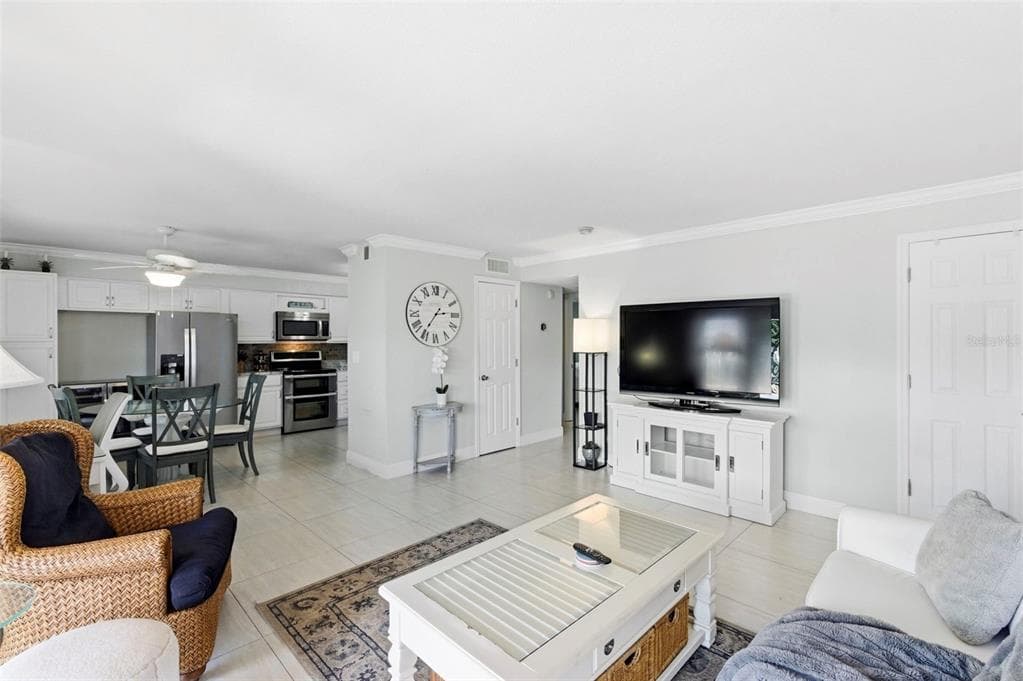 4911 COQUINA KEY DRIVE SE C photo 9