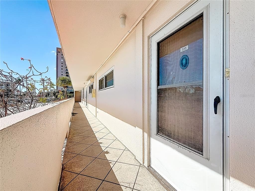 7401 BAY ISLAND DRIVE S #232 2