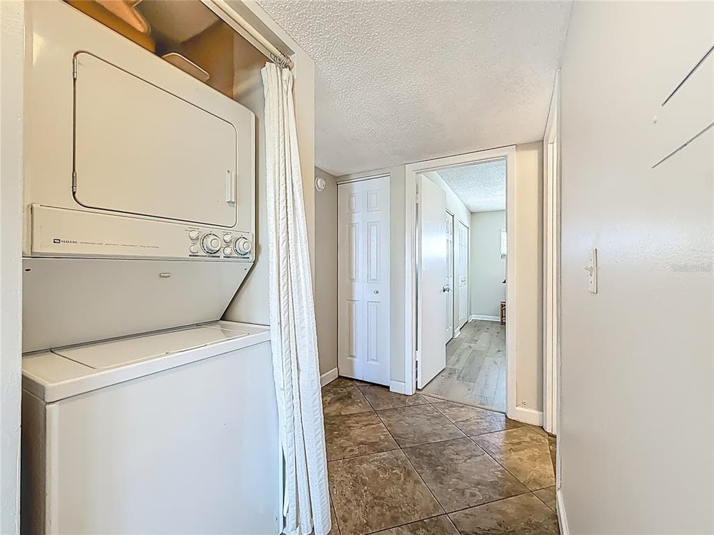 7401 BAY ISLAND DRIVE S 232 photo 24