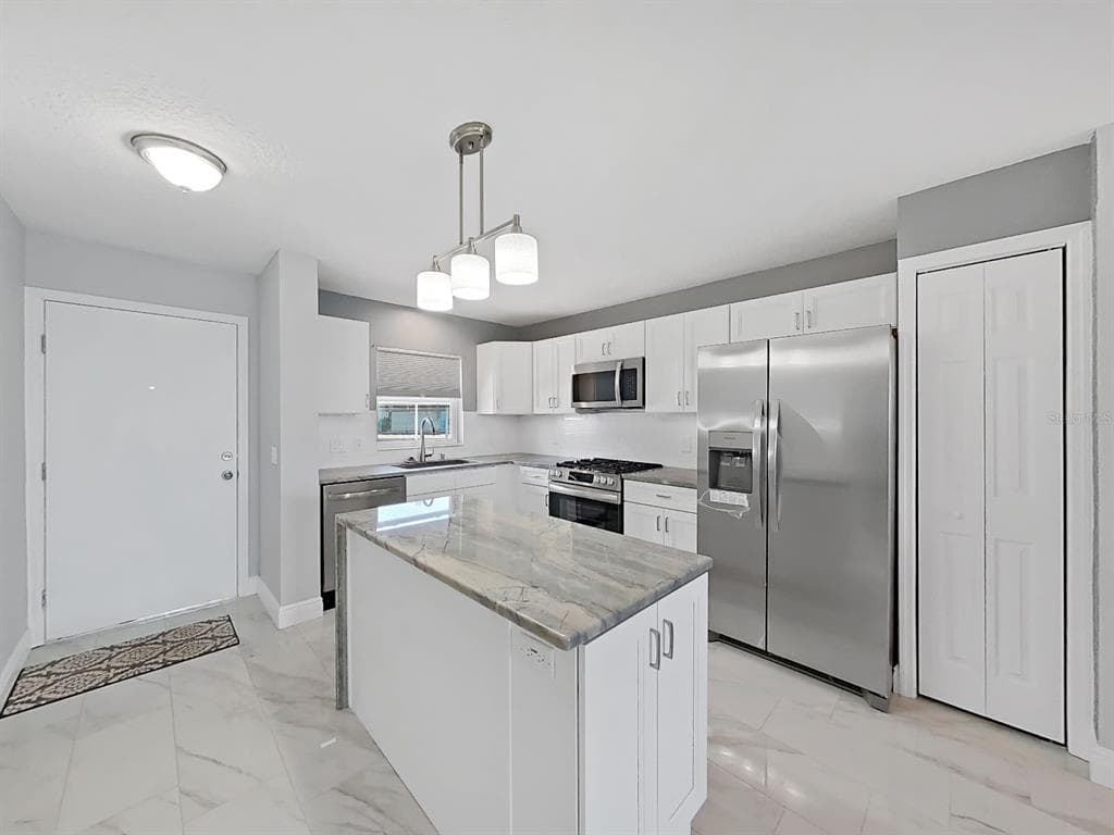 7 DUNOON PLACE #Unit 104 5