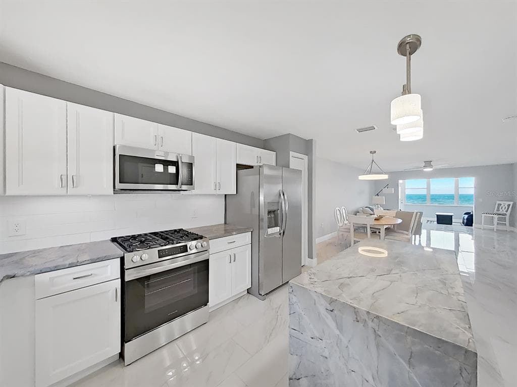 7 DUNOON PLACE #Unit 104 4
