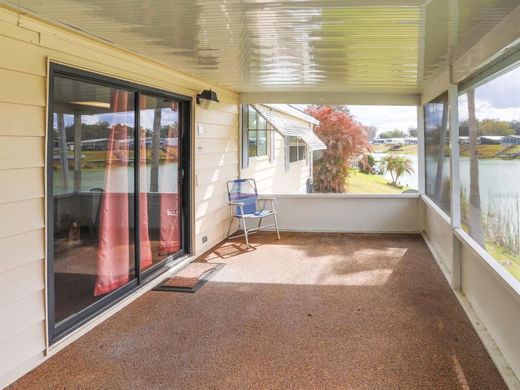 2055 S FLORAL AVENUE 238 photo 6