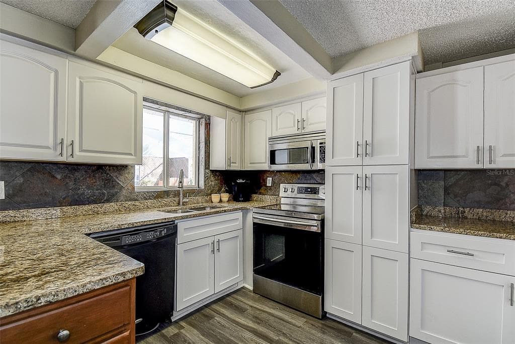 13706 BRITTON DRIVE photo 15