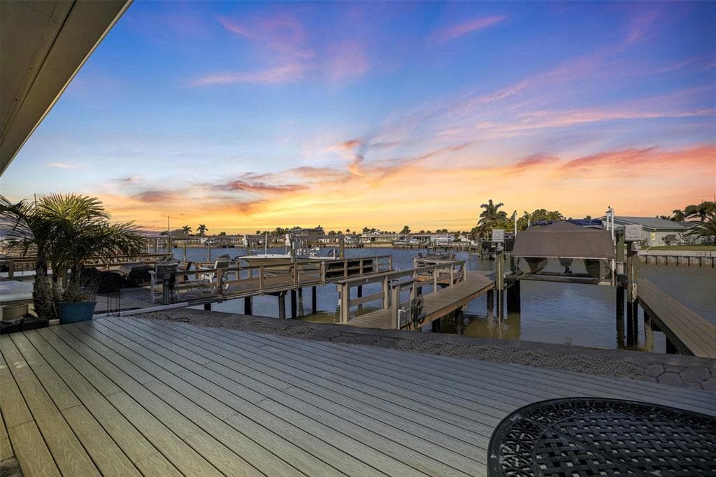 403 BOCA CIEGA POINT BOULEVARD N 5