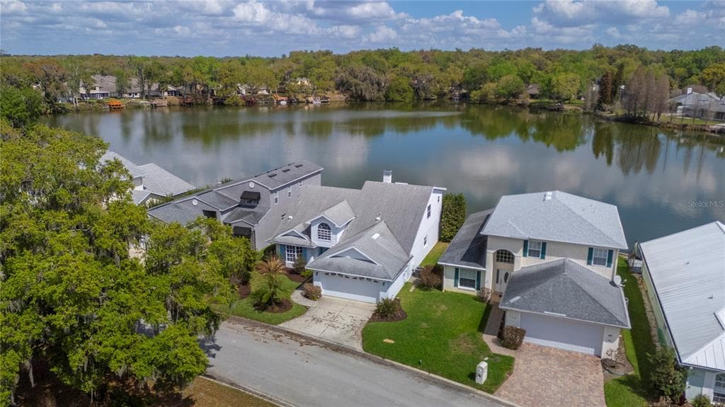 725 PENINSULAR DRIVE 2