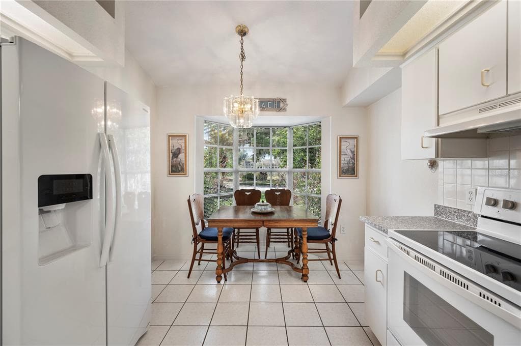 725 PENINSULAR DRIVE photo 20