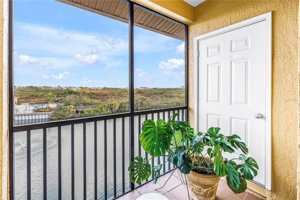 4333 BAYSIDE VILLAGE DRIVE #320 2