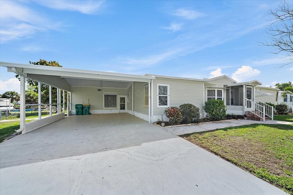 3028 BAMBOO COURT 1