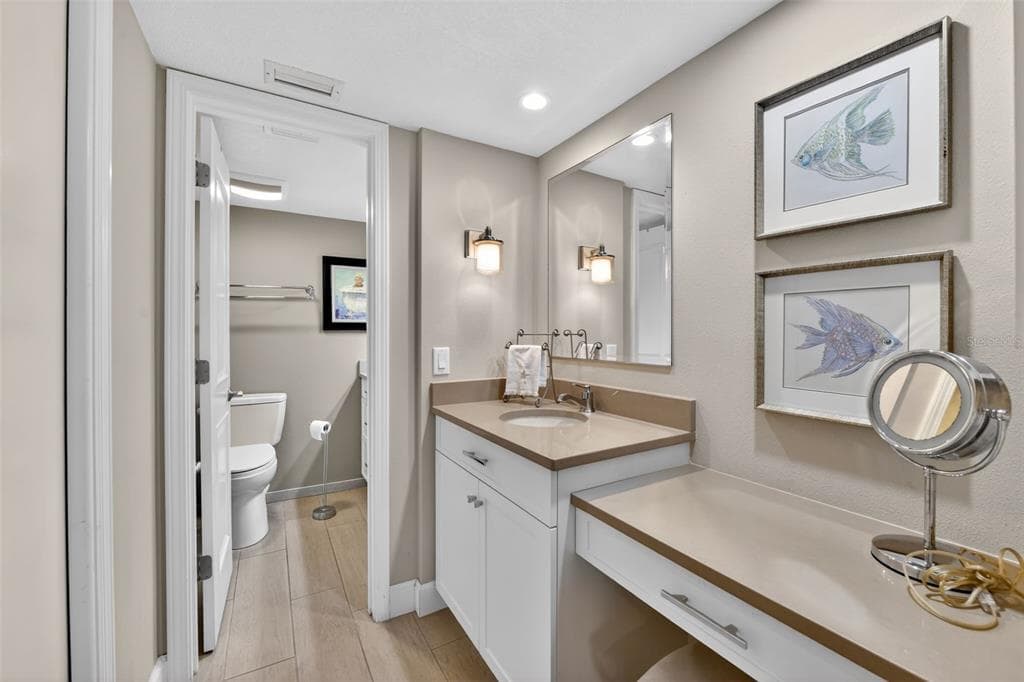 5655 GULF OF MEXICO DRIVE D107 photo 24