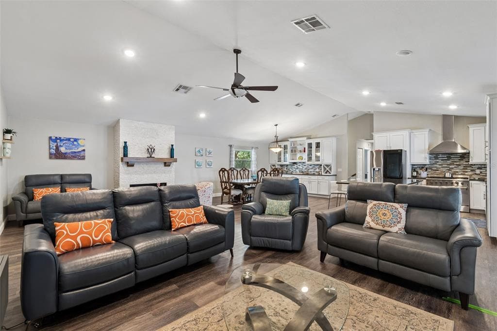 9901 BAY DRIVE photo 6