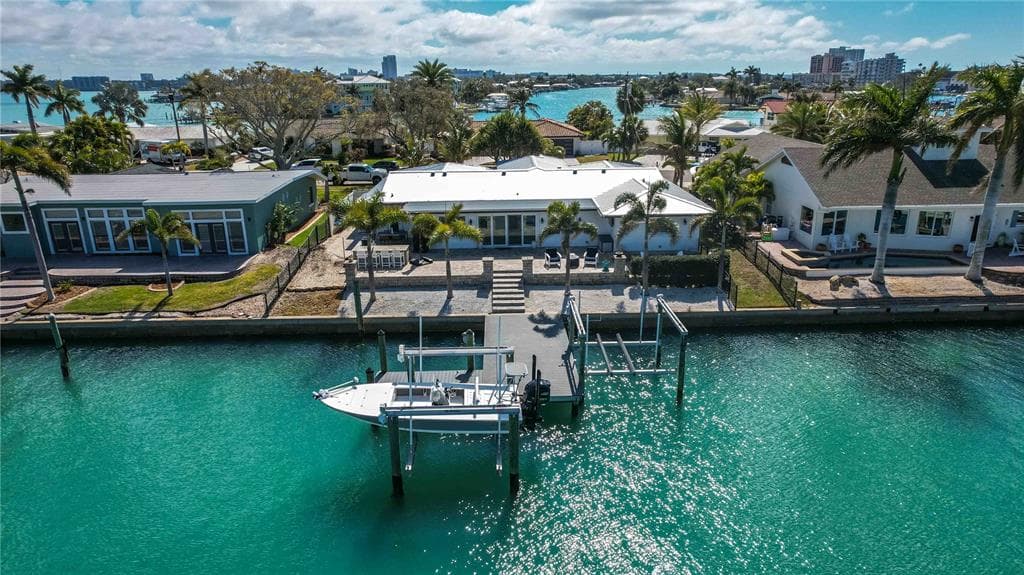 430 PALM ISLAND SE 3