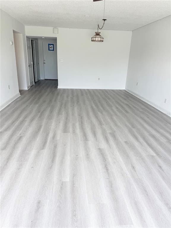 7425 BAY ISLAND DRIVE S 103 photo 6