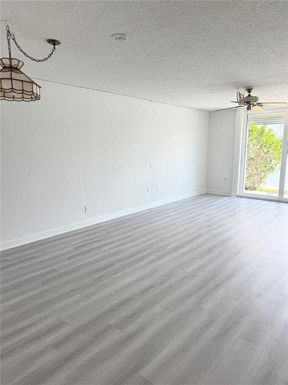 7425 BAY ISLAND DRIVE S 103 photo 5