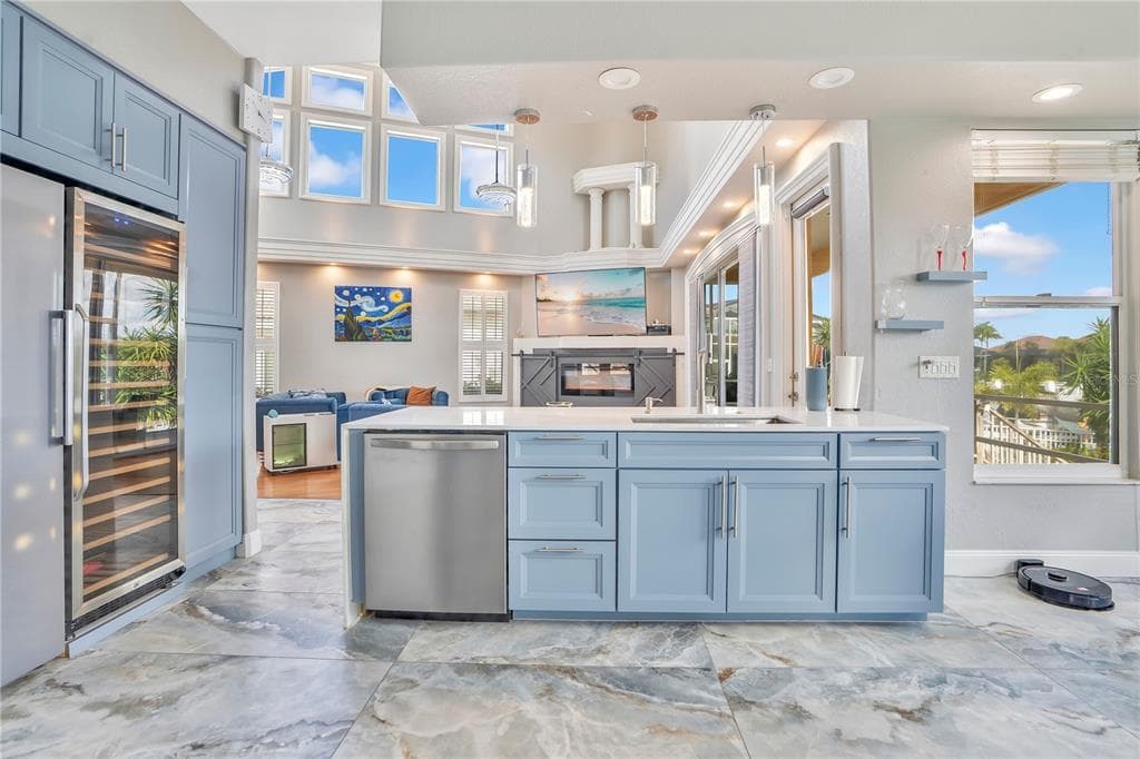 934 SYMPHONY ISLES BOULEVARD photo 14