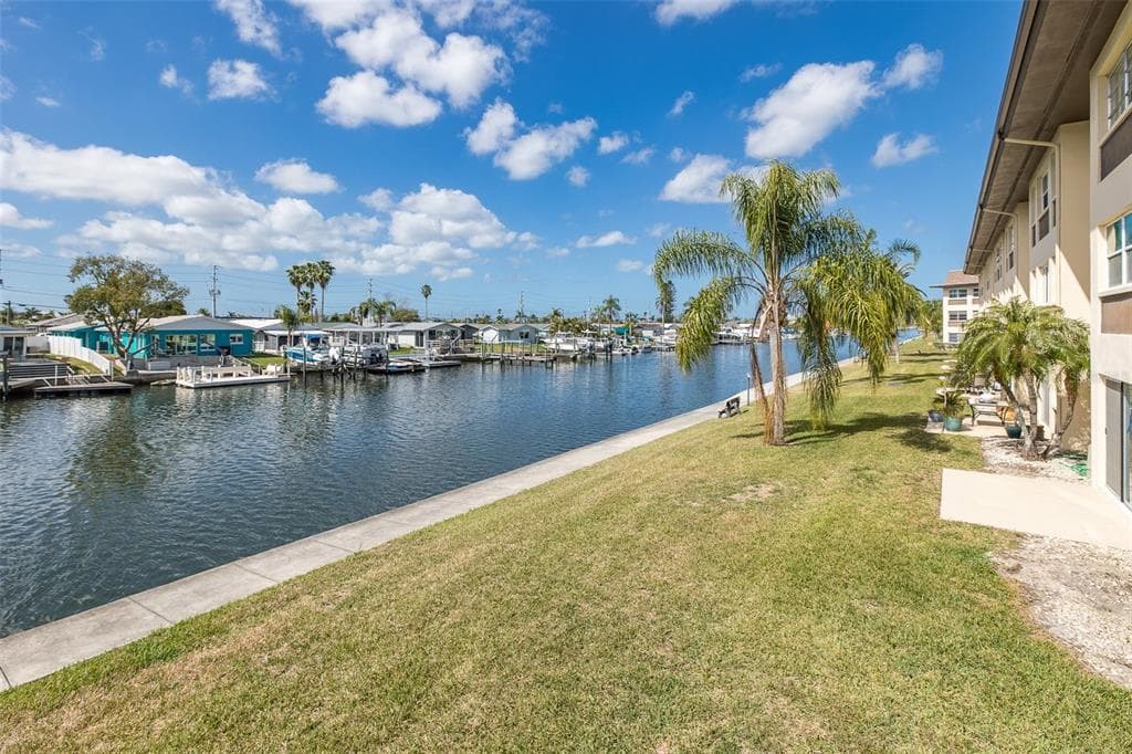 4660 MARINE PARKWAY 303 photo 7