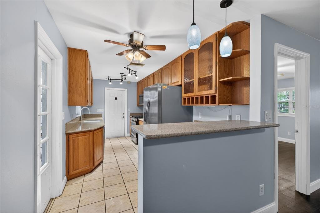 1414 85TH AVENUE N photo 9