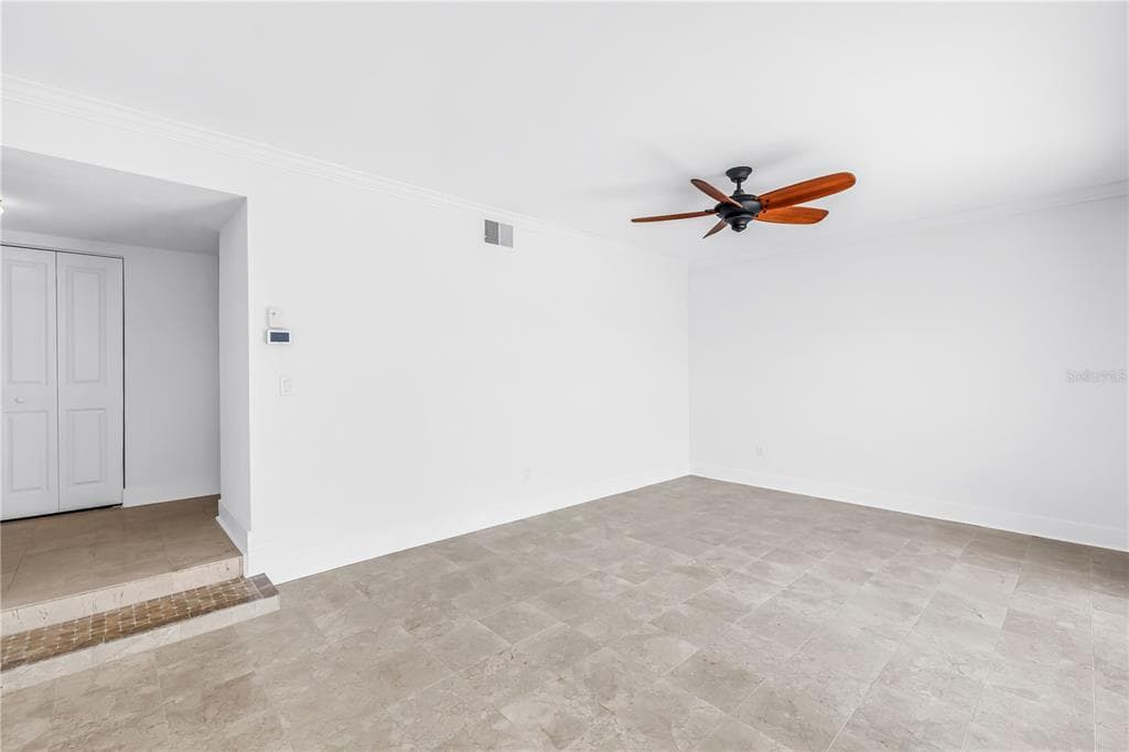 509 PLAZA SEVILLE COURT 19 photo 11