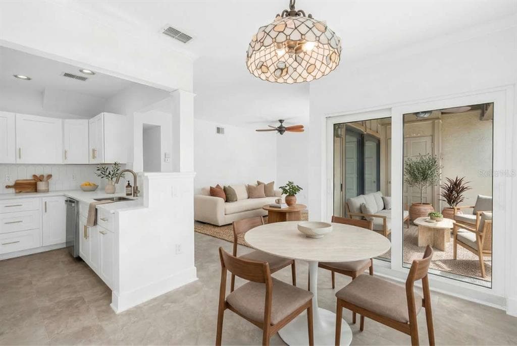509 PLAZA SEVILLE COURT #19 4