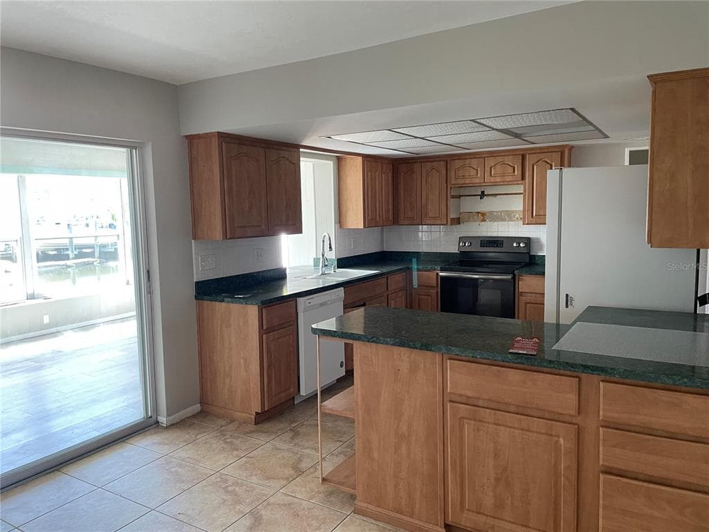 10307 SANDPIPER ROAD W photo 6