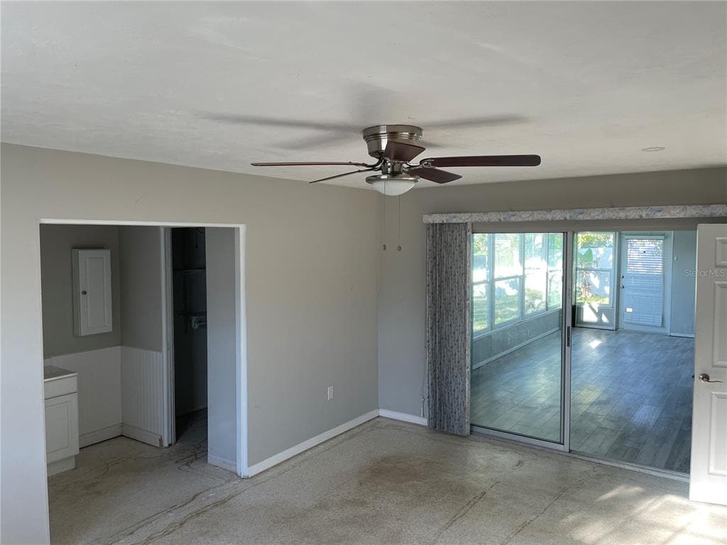 10307 SANDPIPER ROAD W photo 9