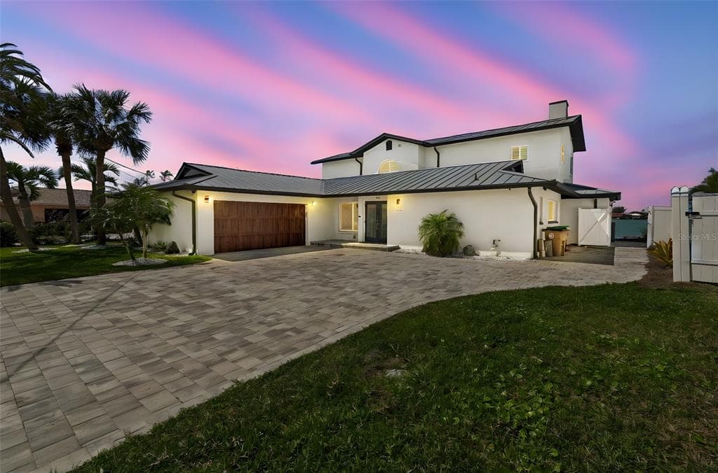 478 HARBOR DRIVE N 3