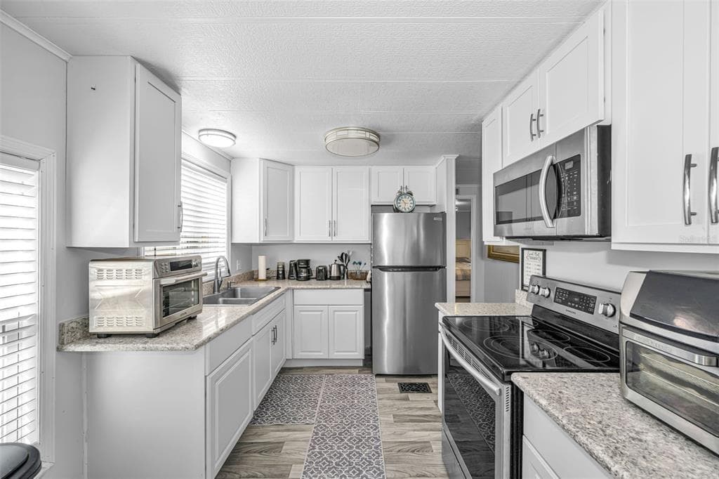 4454 TUCKER SQUARE photo 21