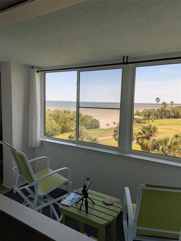 2616 COVE CAY DRIVE 502 photo 5