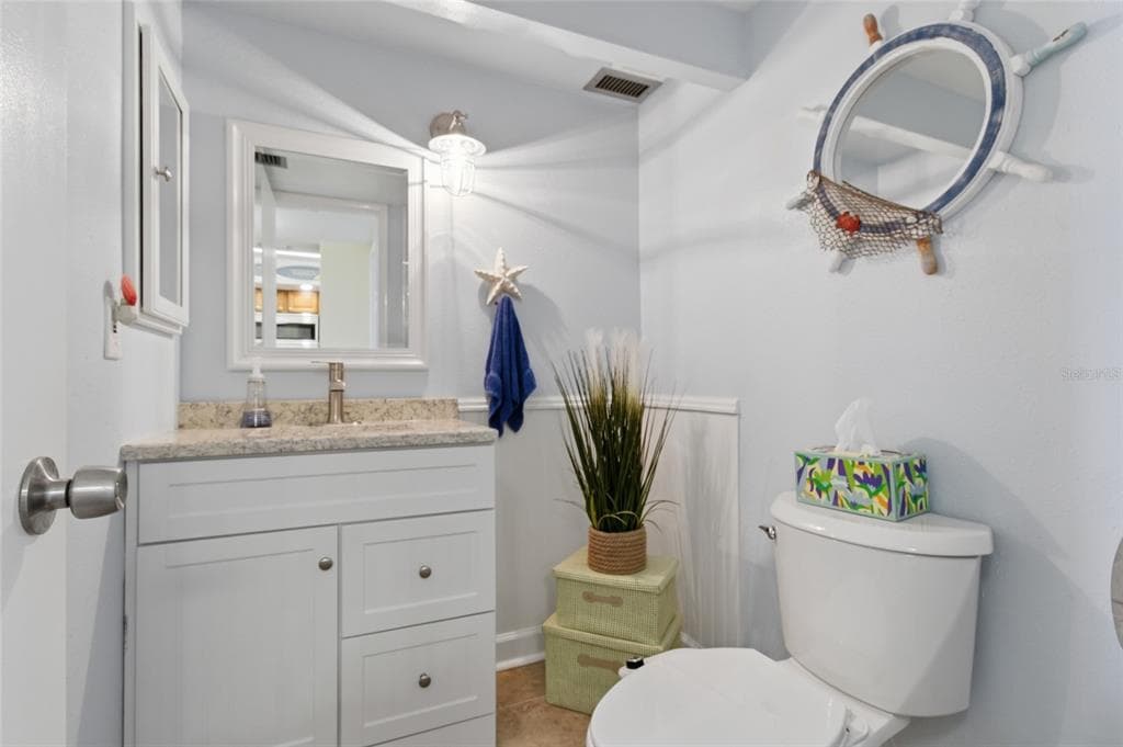 2616 COVE CAY DRIVE 502 photo 15